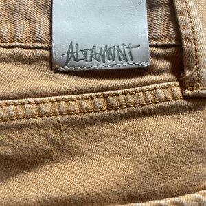 Like new Altamira khaki color jeans